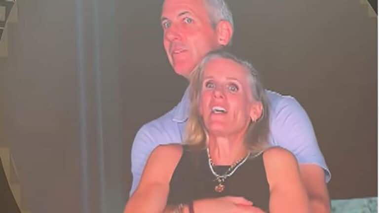 kiss cam coldplay